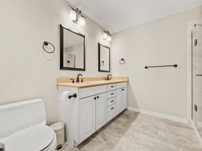 12316 E Bates Circle, Aurora CO 80014