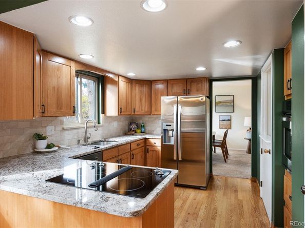 1633 S Holland Street, Lakewood CO 80232