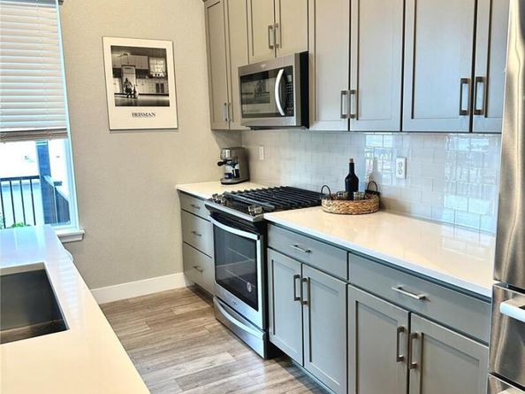 1571 W 68th Lane, Denver CO 80221