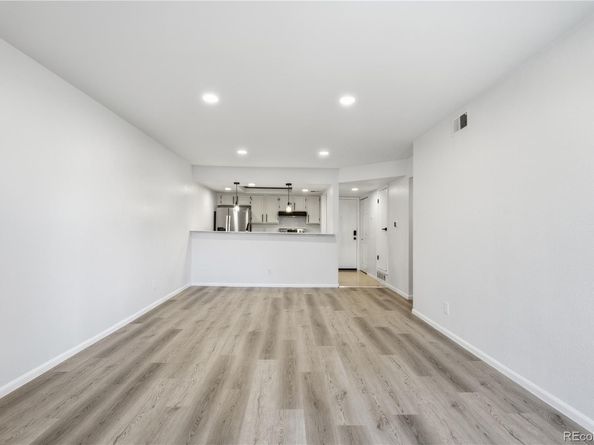 481 S Kalispell Way 306, Aurora CO 80017