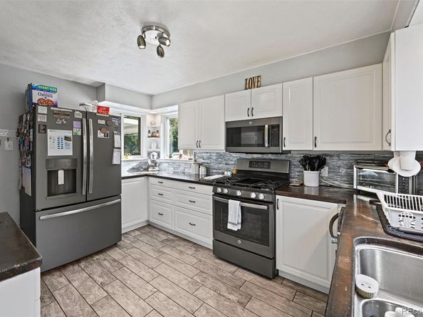 911 Hanover Street, Aurora CO 80010