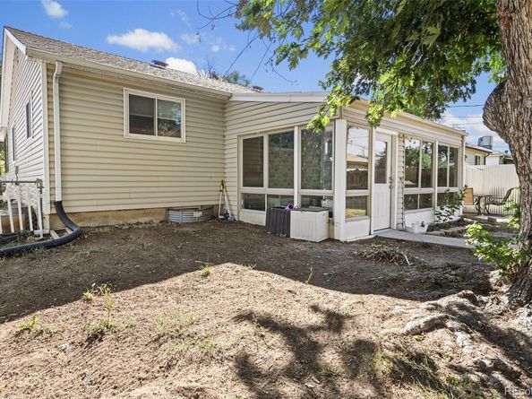 911 Hanover Street, Aurora CO 80010
