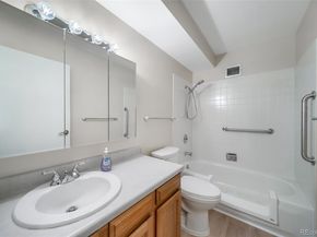 3082 S Wheeling Way 205, Aurora CO 80014