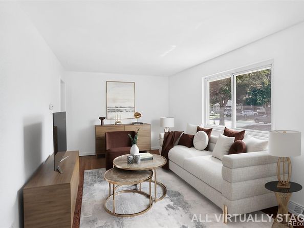 805 Kingston Street, Aurora CO 80010