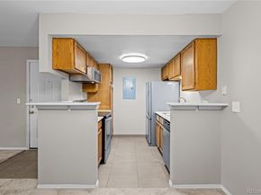 8225 Fairmount Drive 2103, Denver CO 80247