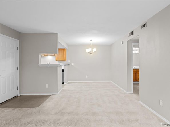 8225 Fairmount Drive 2103, Denver CO 80247