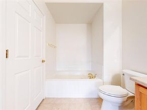 4242 S Blackhawk Circle 4D, Aurora CO 80014