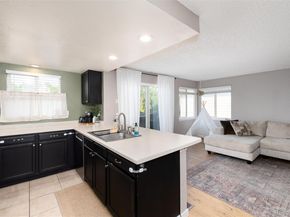 4304 S Genoa Court, Centennial CO 80015