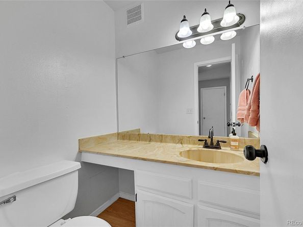 5255 S Waco Street, Centennial CO 80015