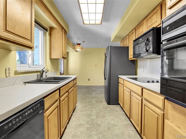 6984 Owens Street, Arvada CO 80004