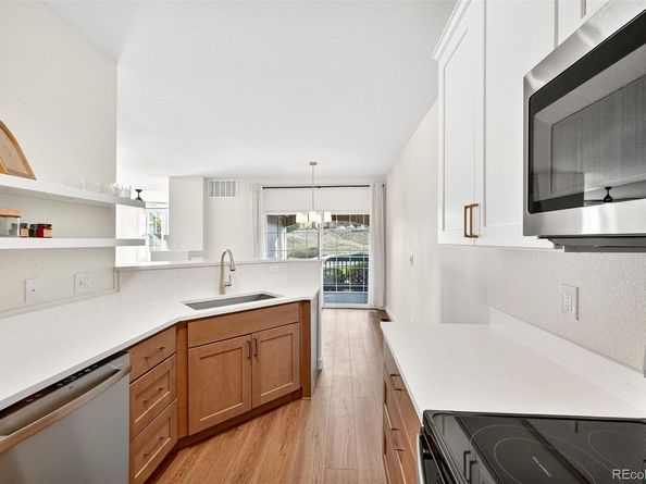 8968 Fox Drive 2103, Denver CO 80260