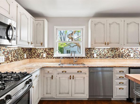 6990 W 9th Place, Lakewood CO 80214