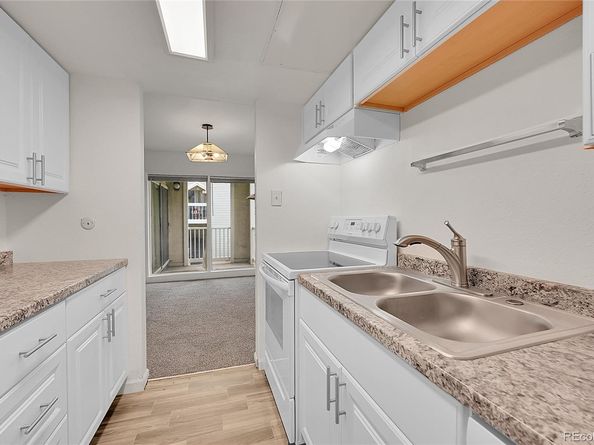3371 S Monaco Parkway A, Denver CO 80222