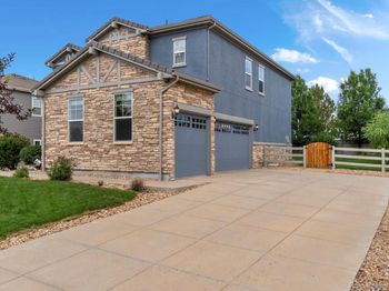 3481 Vestal Loop