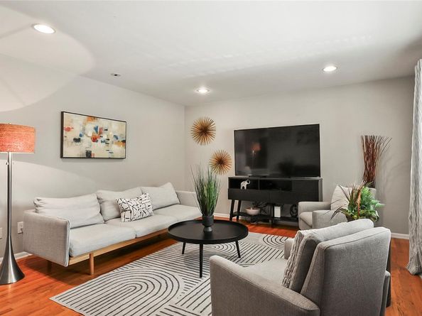 6009 Lee Street, Arvada CO 80004