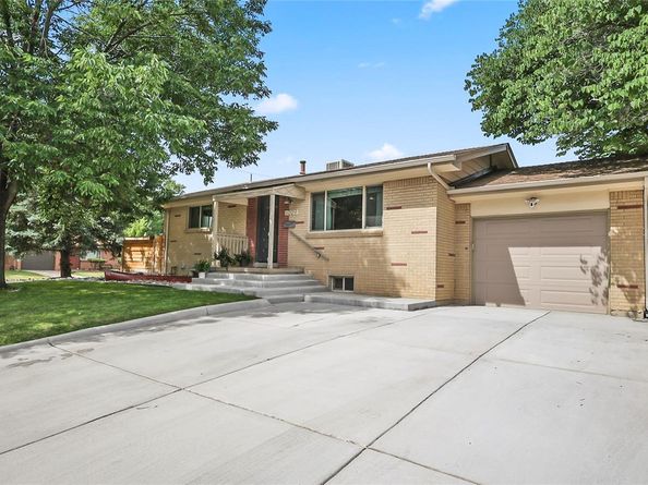 6009 Lee Street, Arvada CO 80004