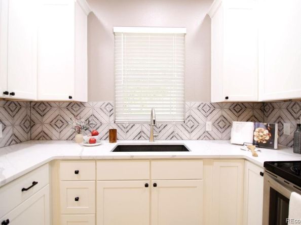 8338 S Independence Circle 107, Littleton CO 80128