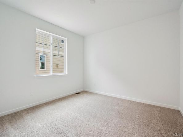 25070 E 42nd Avenue, Aurora CO 80019