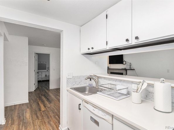 3051 S Ursula Circle 102, Aurora CO 80014