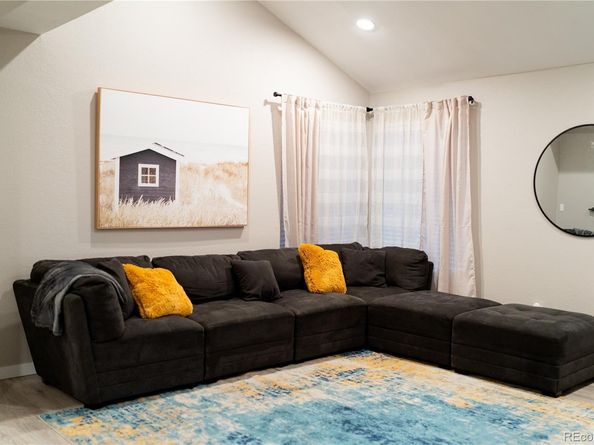 9401 W 98th Avenue, Broomfield CO 80021
