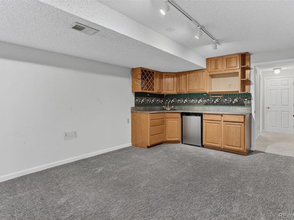 8040 E Dartmouth Avenue 16, Denver CO 80231