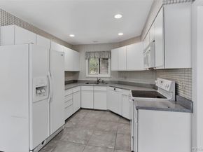 8040 E Dartmouth Avenue 16, Denver CO 80231