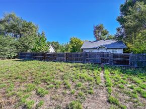 765 Emerald Lane, Lakewood CO 80214
