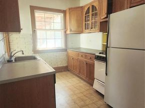 765 Emerald Lane, Lakewood CO 80214