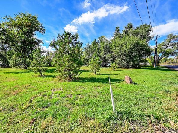 765 Emerald Lane, Lakewood CO 80214