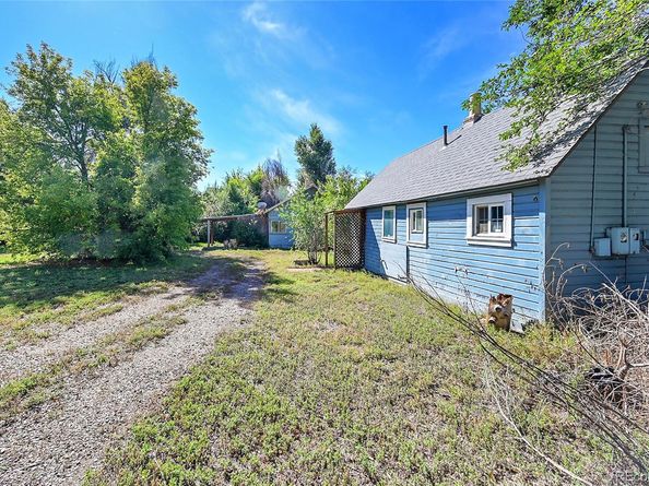 765 Emerald Lane, Lakewood CO 80214