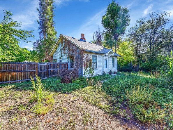 765 Emerald Lane, Lakewood CO 80214