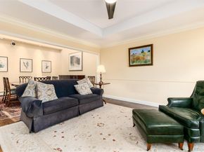 2552 E Alameda Avenue 16, Denver CO 80209