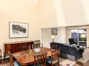 2552 E Alameda Avenue 16, Denver CO 80209