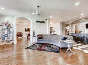 6963 S Espana Way, Aurora CO 80016