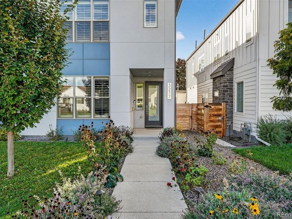 3237 S Bannock Street, Englewood CO 80110