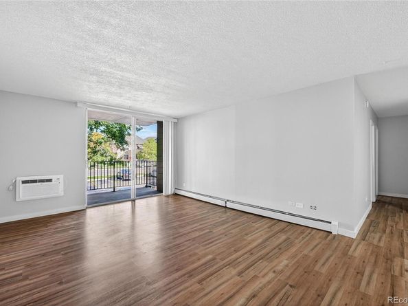 2281 S Vaughn Way 214A, Aurora CO 80014