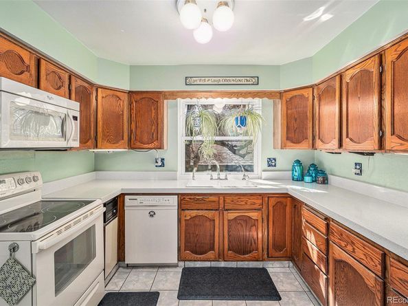 1482 S Lansing Street, Aurora CO 80012