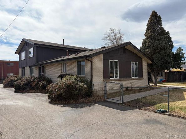 9842 W 22nd Place, Lakewood CO 80215