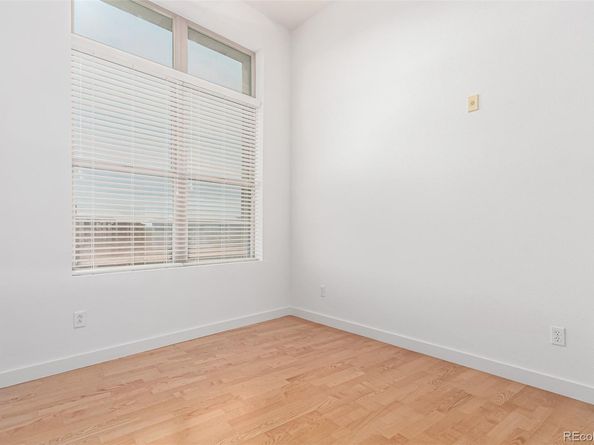7700 E 29th Avenue 405, Denver CO 80238
