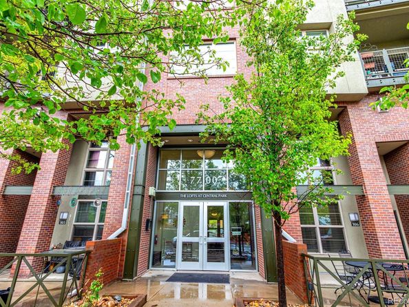 7700 E 29th Avenue 405, Denver CO 80238