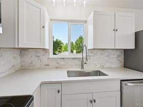 1687 Ensenada Way, Aurora CO 80011