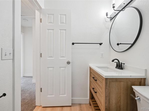 1687 Ensenada Way, Aurora CO 80011