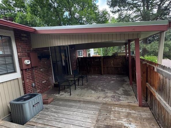 7020 W Portland Avenue, Littleton CO 80128