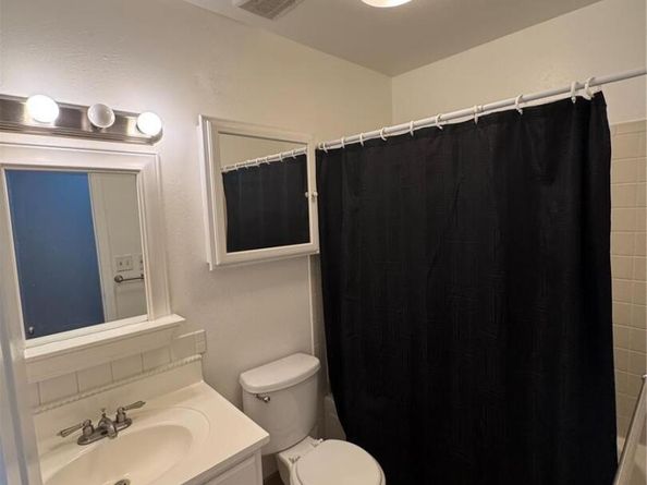 7020 W Portland Avenue, Littleton CO 80128