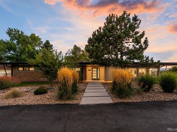 30 Hillside Drive