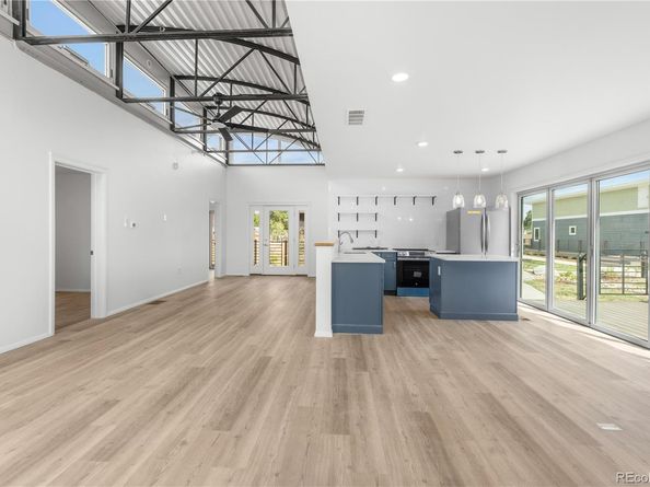 1957 Blackhawk Street, Aurora CO 80011