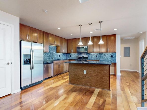 8185 E Lowry Boulevard 302, Denver CO 80230