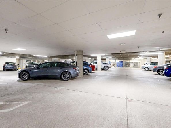 8185 E Lowry Boulevard 302, Denver CO 80230