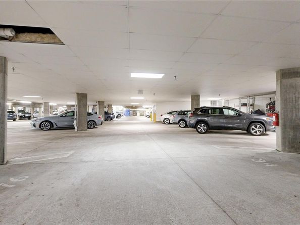 8185 E Lowry Boulevard 302, Denver CO 80230