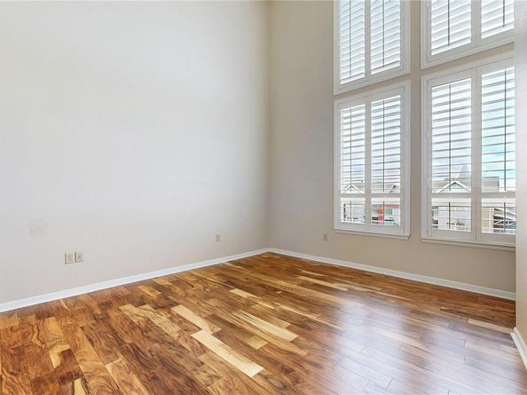 8185 E Lowry Boulevard 302, Denver CO 80230